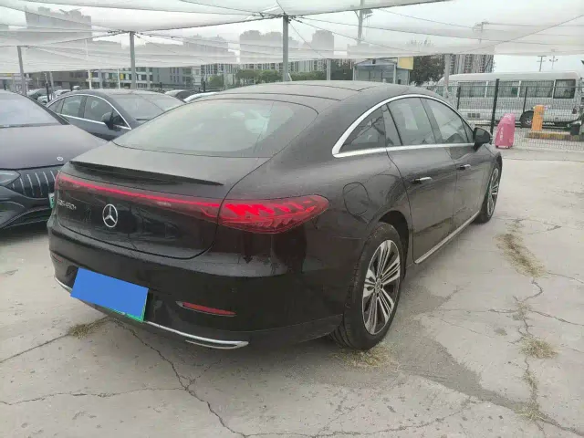 Mercedes-Benz EQS — Фото автомобиля 5