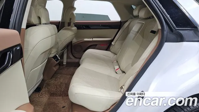 Hyundai Grandeur GN7 — Фото автомобиля 16