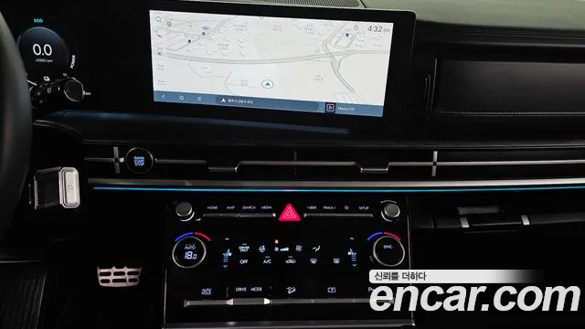 Hyundai Santafe — Фото автомобиля 16