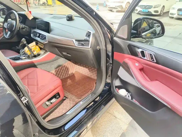 BMW X5 — Фото автомобиля 12