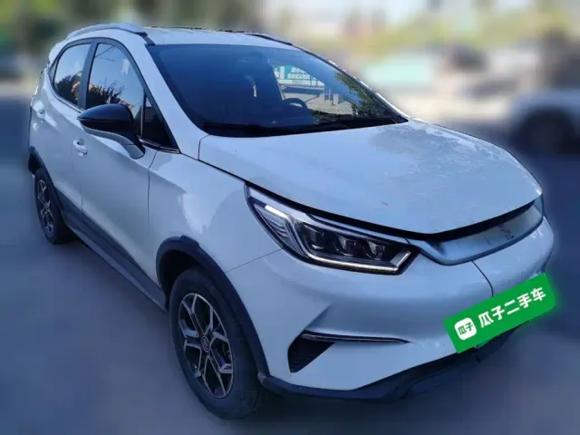 BYD Yuan Pro — Фото автомобиля 3