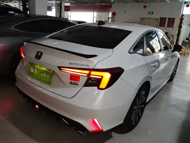 Honda Integra — Фото автомобиля 6