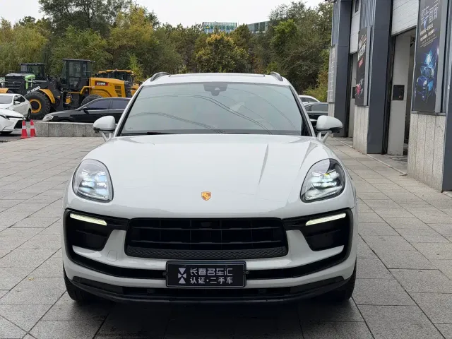 Porsche Macan — Фото автомобиля 2