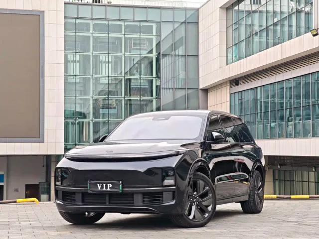 Li Auto L9 — Фото автомобиля 2