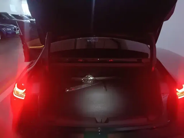Geely Galaxy Xingyao 8 — Фото автомобиля 15
