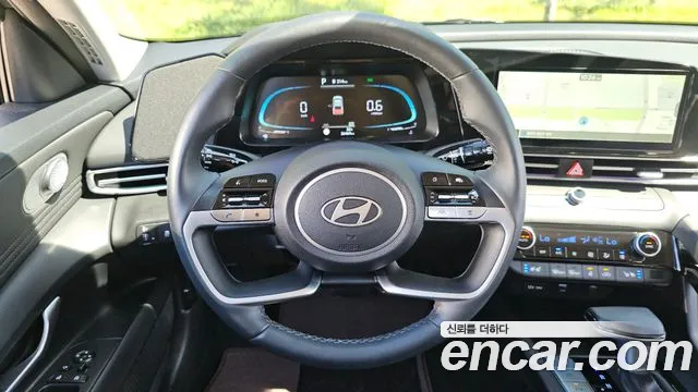 Hyundai AVANTE Новый Avante (CN7) — Фото автомобиля 10