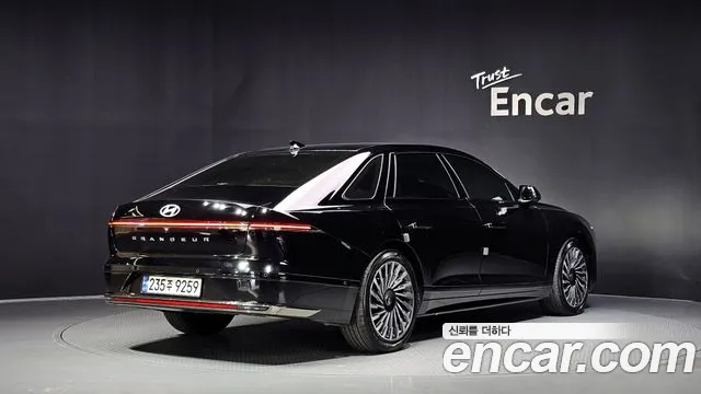 Hyundai Grandeur GN7 — Фото автомобиля 2