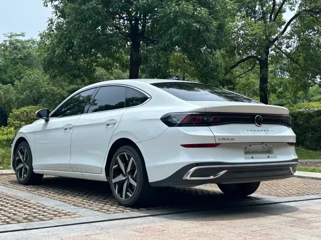 Volkswagen Lamando — Фото автомобиля 6