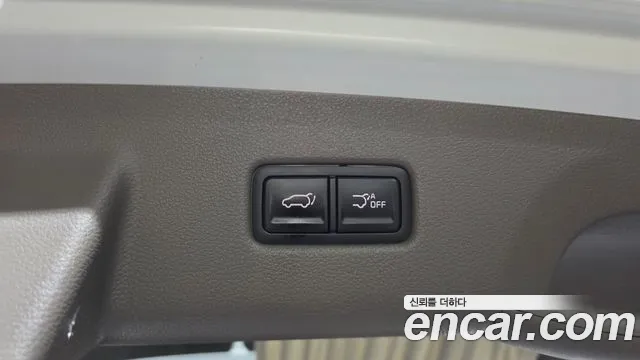 Kia Canival Carnival 4 поколение Бензин 9 мест Hi-Limousine — Фото автомобиля 13