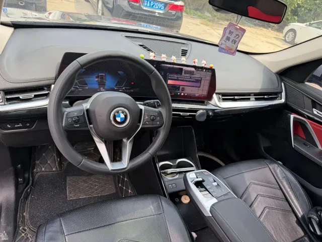 BMW X1 — Фото автомобиля 10