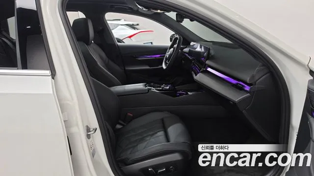 BMW i5 G60 — Фото автомобиля 16