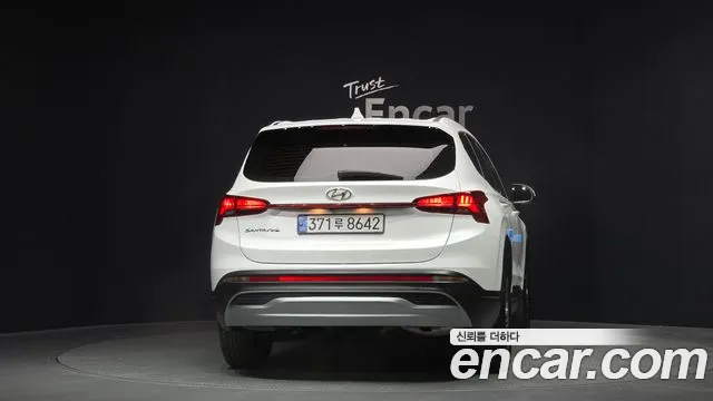 Hyundai Santafe Новый Santa Fe Дизель 2.2 2WD — Фото автомобиля 4