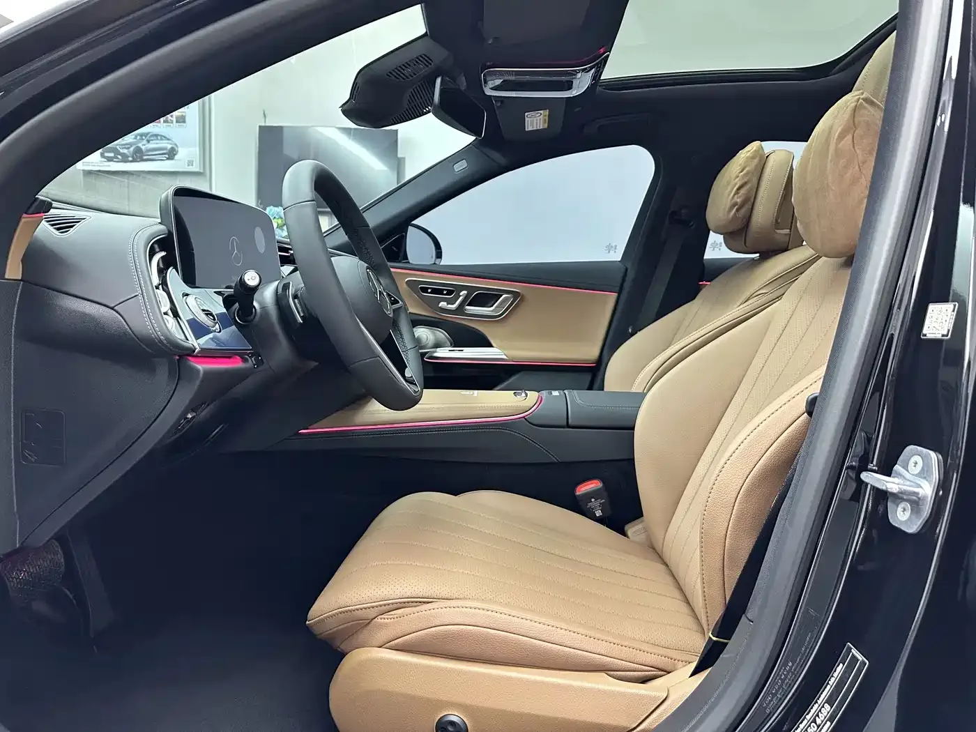Mercedes-Benz Mercedes-Benz E-Class 2025 E 300 L Luxury — Фото автомобиля 9