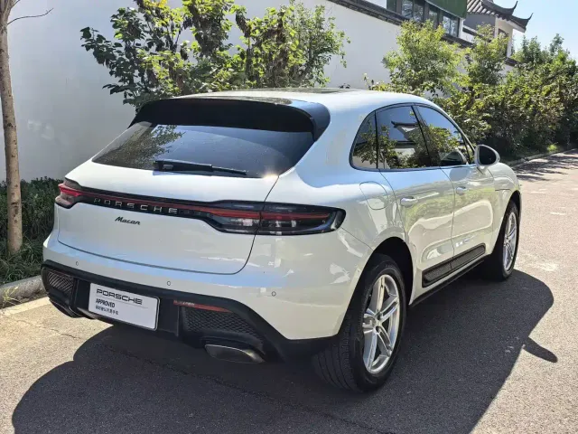 Porsche Macan — Фото автомобиля 11