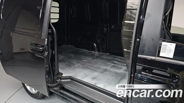 Hyundai Staria Staria Карго 3 места — Фото автомобиля 12