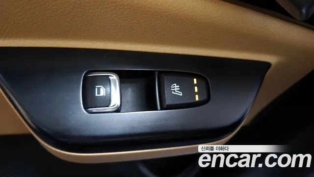 Kia Canival Carnival 4 поколение Дизель 9 мест Prestige — Фото автомобиля 17