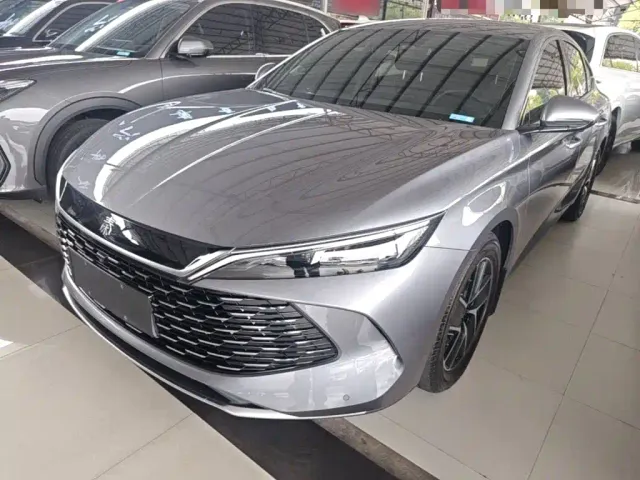 Фотография автомобиля — BYD Qin L