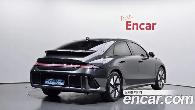 Hyundai Ioniq 6 — Фото автомобиля 2