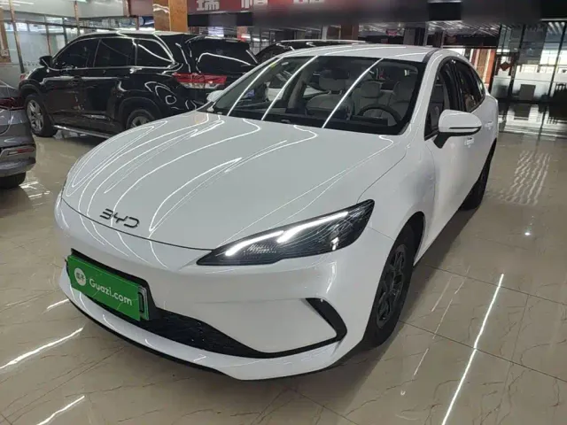 Фотография автомобиля — BYD Seal 05 DM-i