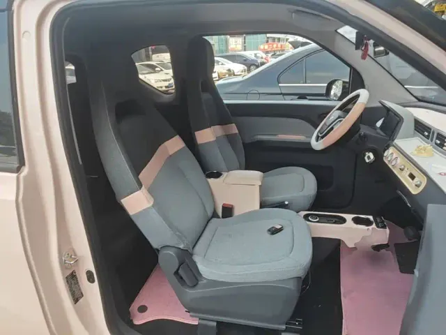 Wuling Hongguang Mini EV — Фото автомобиля 22