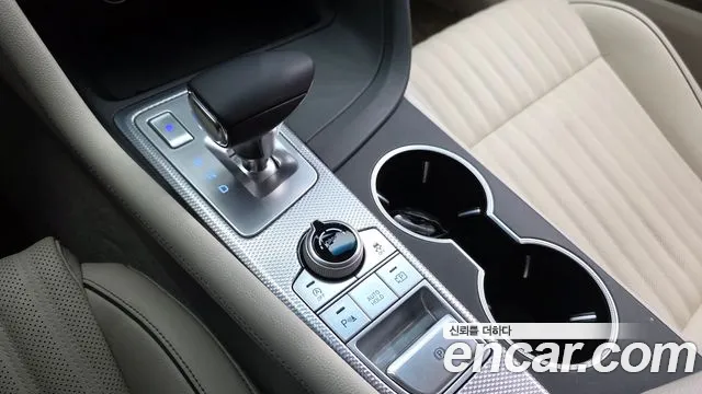 Genesis G70 New — Фото автомобиля 12