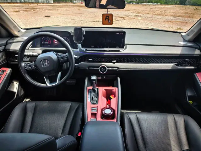 Honda Accord — Фото автомобиля 8