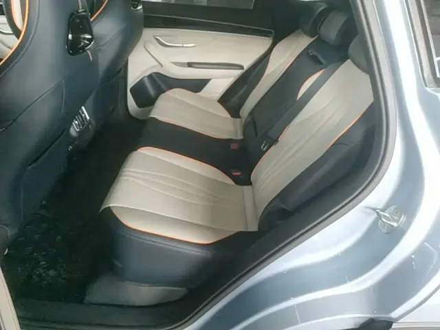 BYD Song PLUS — Фото автомобиля 16