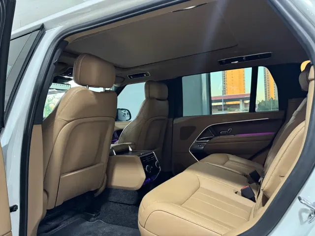 Land Rover Range Rover — Фото автомобиля 8