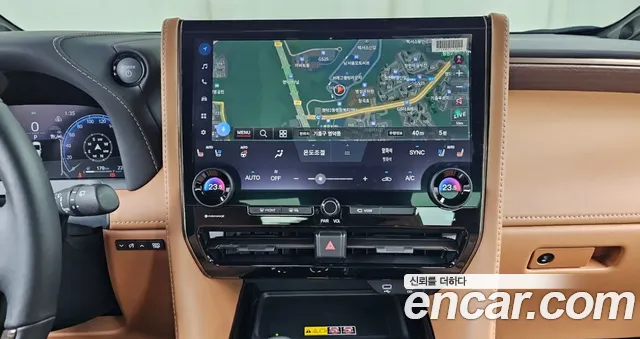 Toyota Alphard — Фото автомобиля 14
