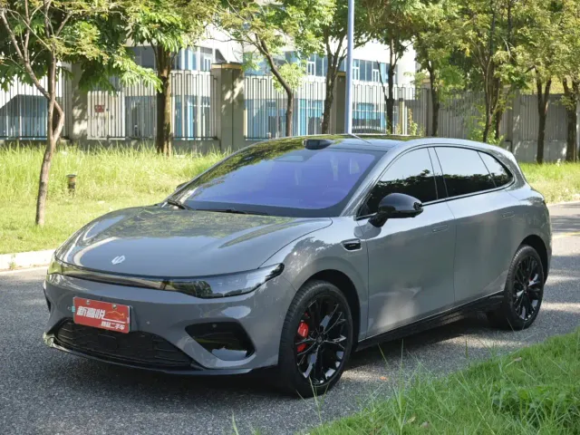 Фотография автомобиля — Leapmotor Lafa 5
