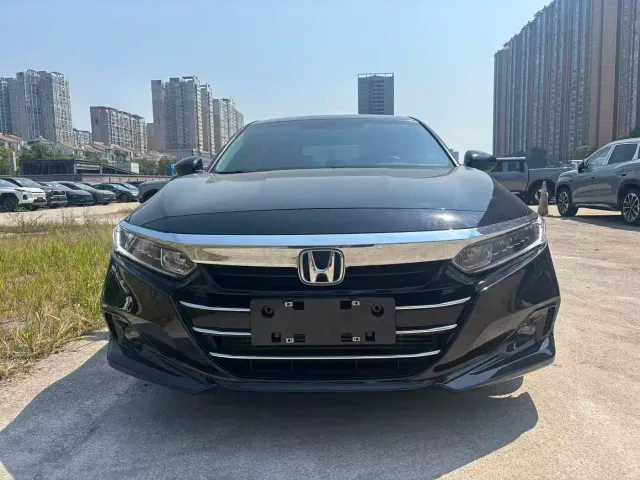 Honda Accord — Фото автомобиля 2