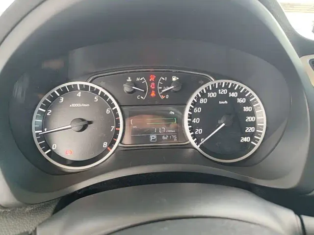 Nissan Sylphy — Фото автомобиля 11