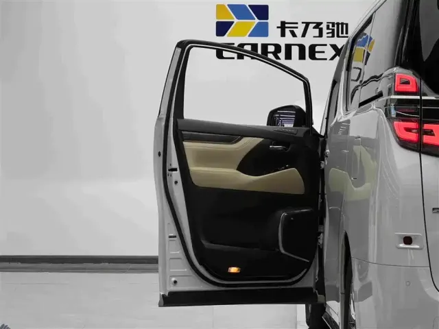 Toyota Vellfire 2021 Crown Hybrid 2.5L HV Supreme Edition — Фото автомобиля 7