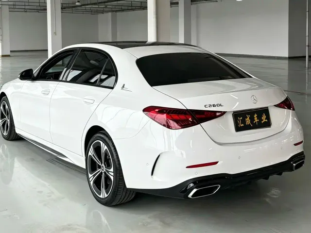 Mercedes-Benz C-Class — Фото автомобиля 10
