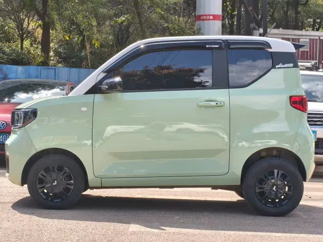Wuling Hongguang Mini EV — Фото автомобиля 3