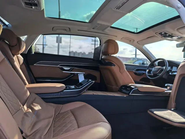 Audi A8 — Фото автомобиля 17