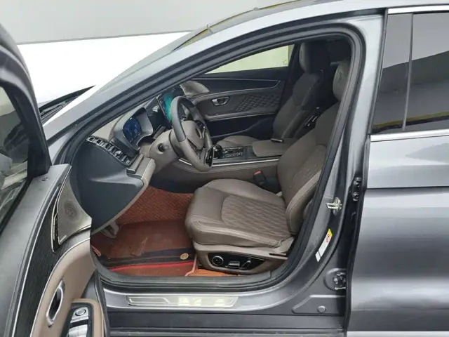 BYD Han — Фото автомобиля 9