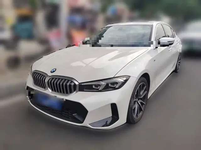 Фотография автомобиля — BMW 3 Series