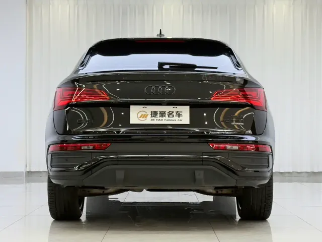 Audi Q5L Sportback — Фото автомобиля 9