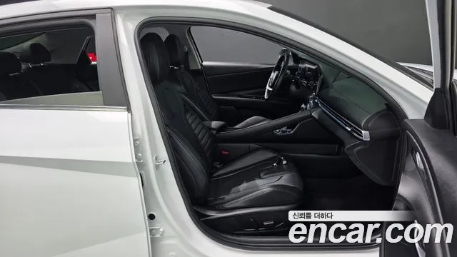 Hyundai Avante CN7 — Фото автомобиля 16