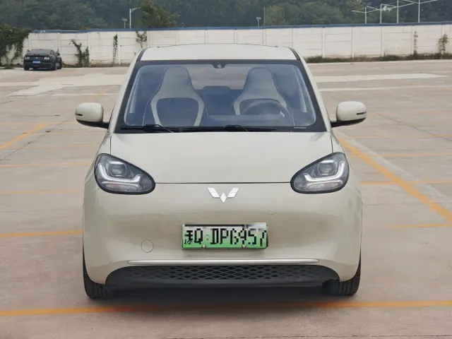 Wuling Bingo — Фото автомобиля 2