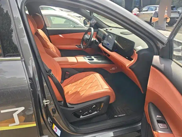Changan CS75 Plus — Фото автомобиля 8