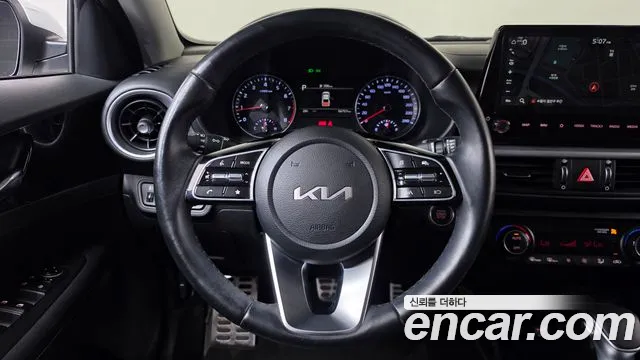 Kia K3 Generation 2 — Фото автомобиля 13
