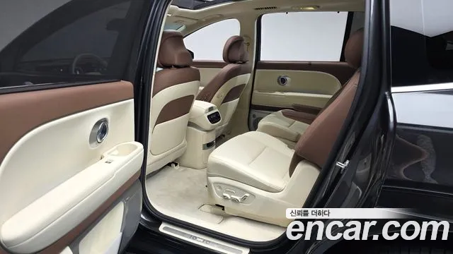 Hyundai Ioniq 9 — Фото автомобиля 16