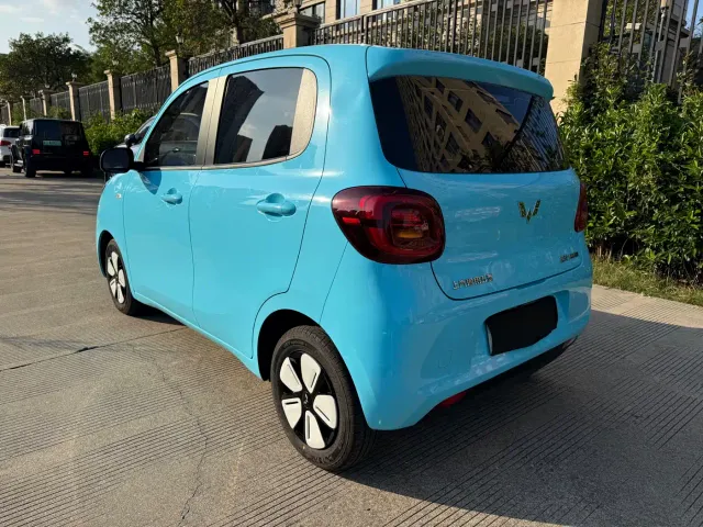 Wuling Hongguang Mini EV — Фото автомобиля 9
