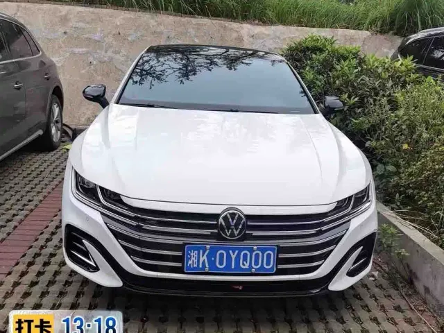Volkswagen CC — Фото автомобиля 9