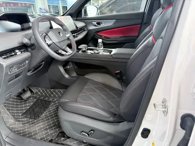 Changan CS55 Plus — Фото автомобиля 8