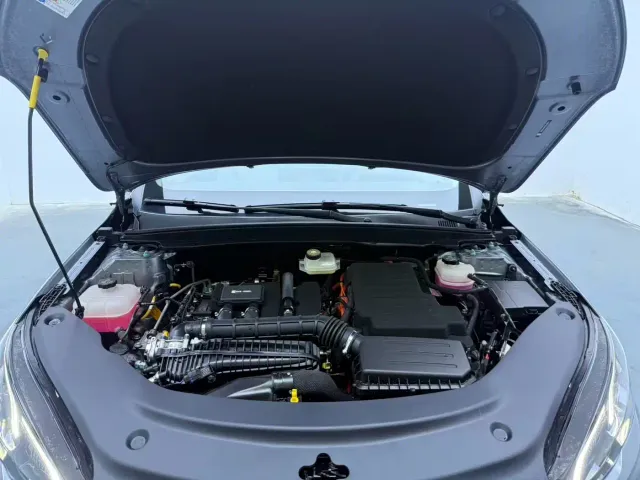 BYD Seal 05 DM-i — Фото автомобиля 17
