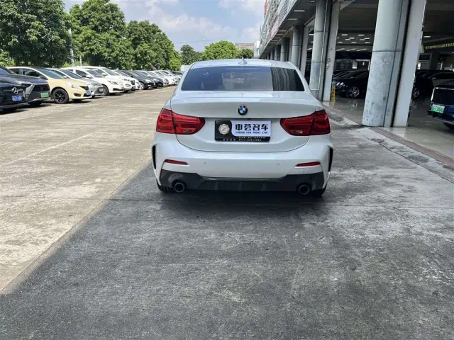 BMW 1 Series — Фото автомобиля 3