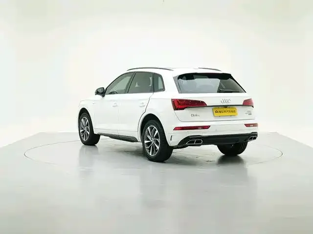 Audi Q5L — Фото автомобиля 6